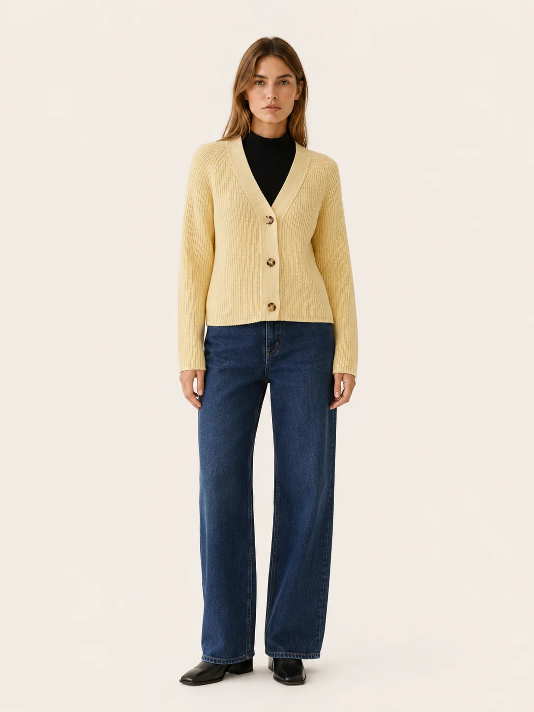 Lysandra | Classic Ribbed V-Neck Button Cardigan