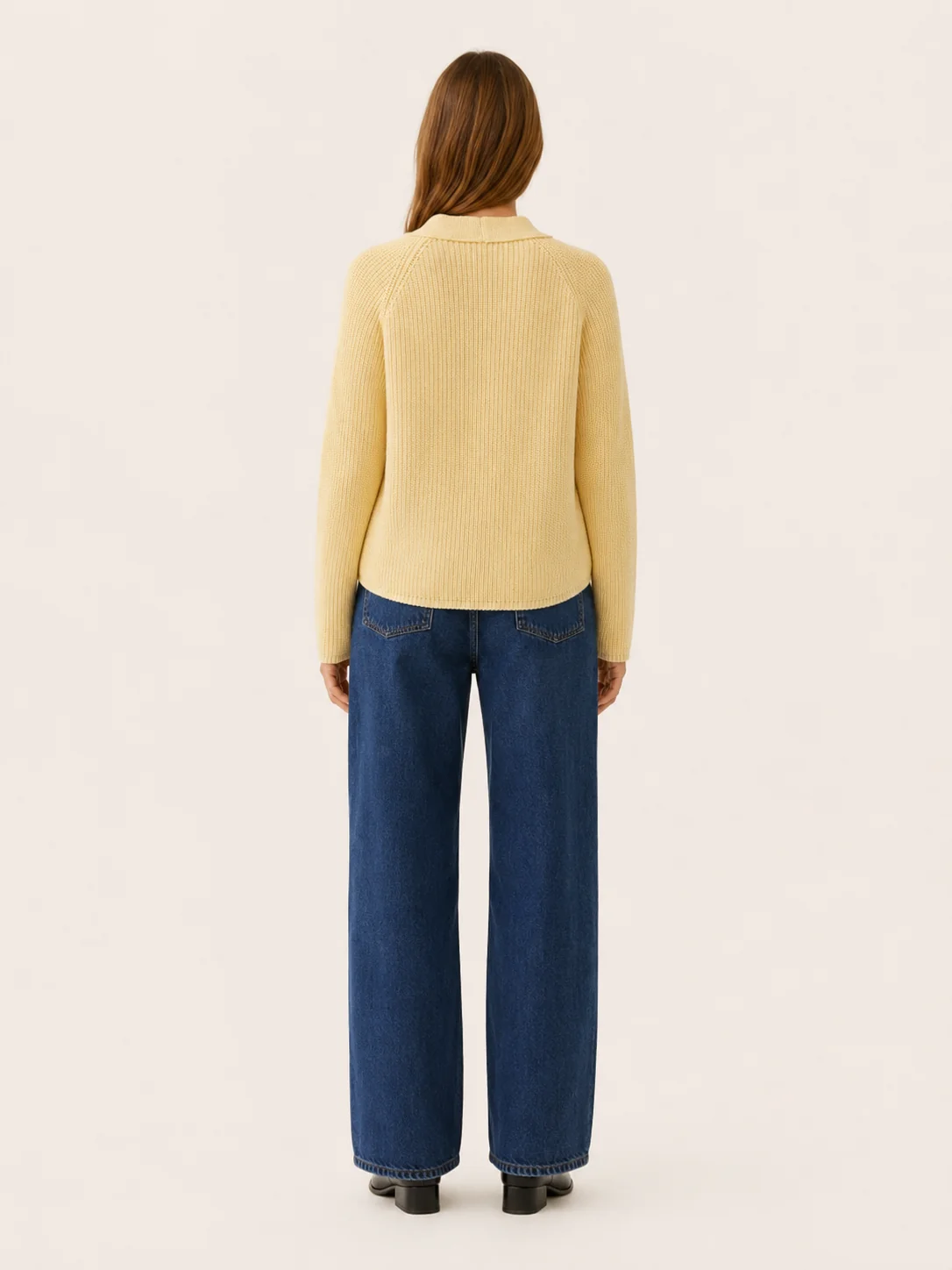 Lysandra | Classic Ribbed V-Neck Button Cardigan
